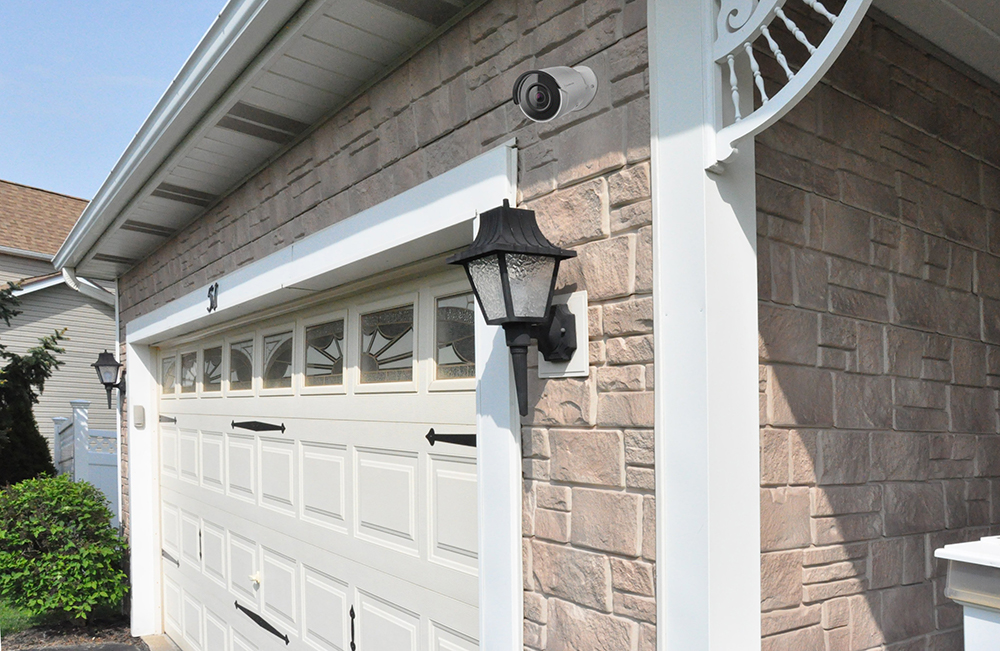 garage outdoor camera